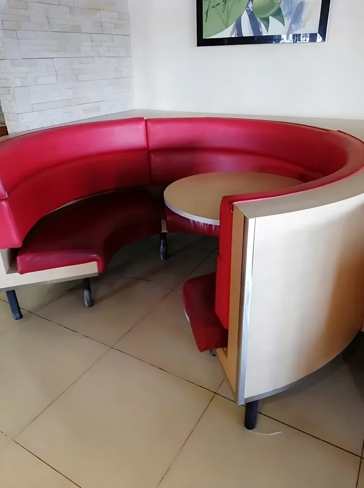 Booth circular tapizado