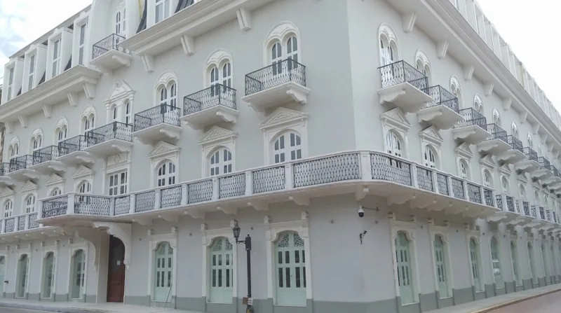 Edificio restaurado en Casco Viejo